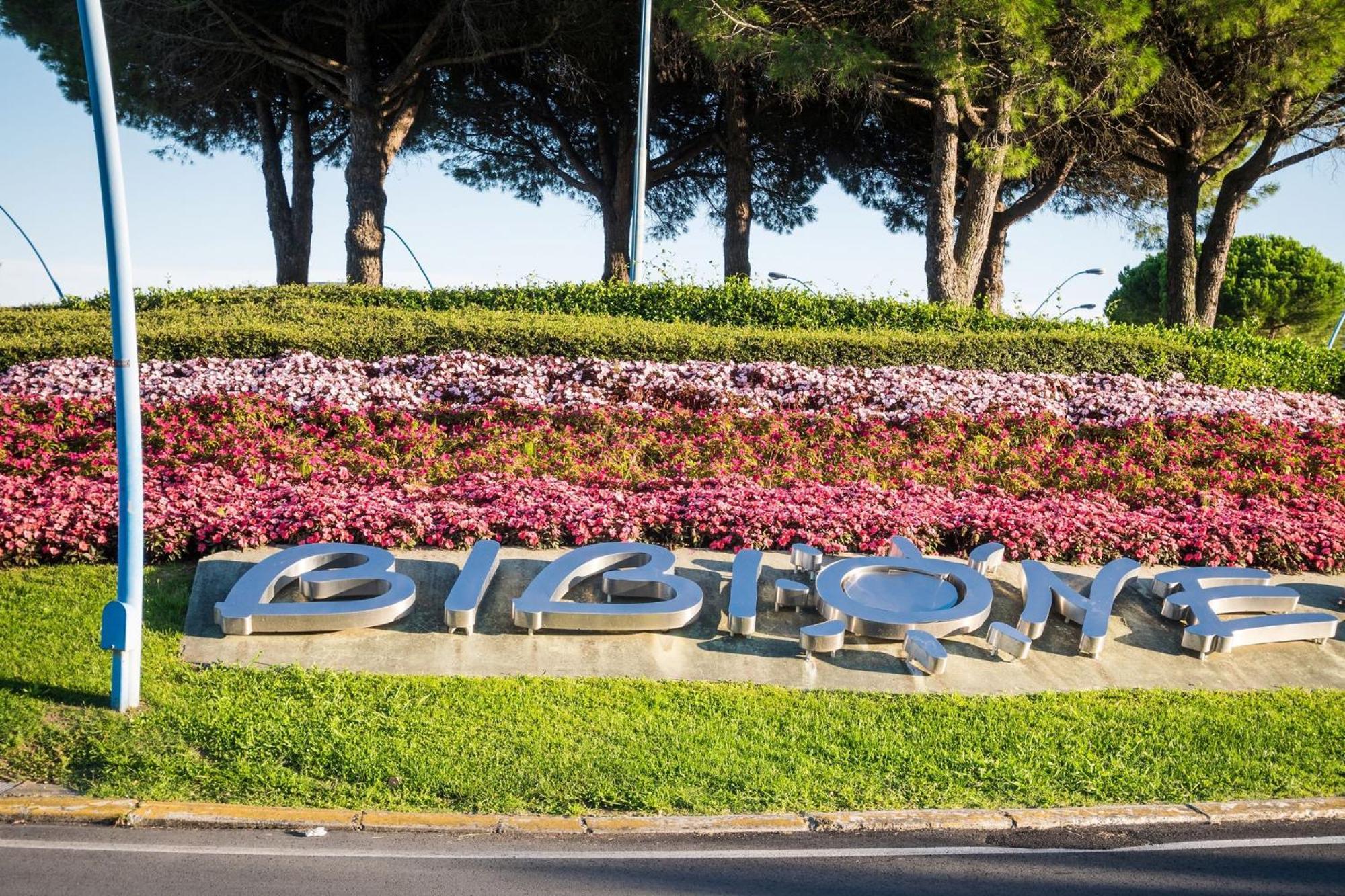 Nice Two-Bedroom Apartment 150M From The Beach Bibione Exterior foto